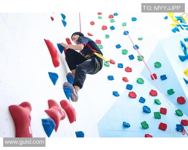 滑板精英赛特别报道：南京攀岩队的成长故事